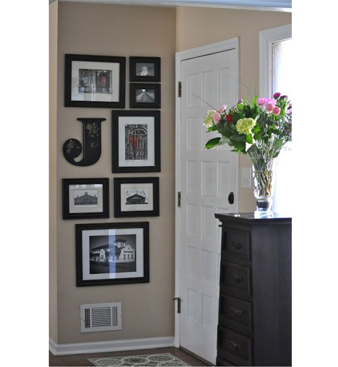 How To Decorate Your Hall